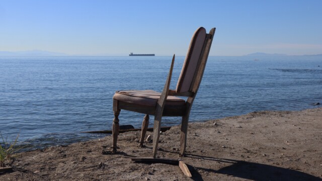 Broken chair on the northern jetty of Iona Beach Broken chair on the northern jetty of Iona Beach