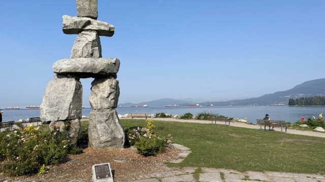 Inukshuk, English Bay in the background